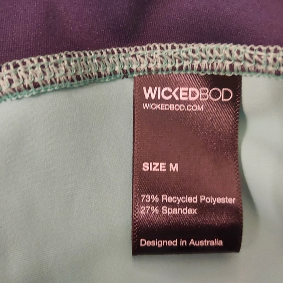 Wicked Weasel Shorts Medium - Picture 3 of 7